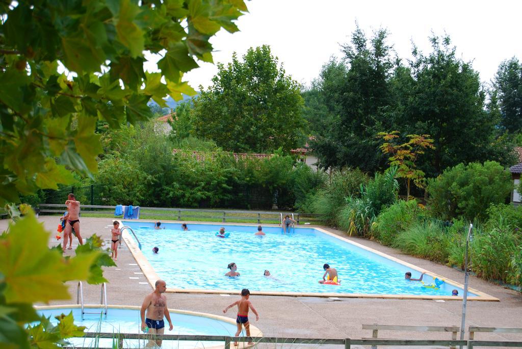 Lagrange Grand Bleu Vacances - Residence Port Lalande Castelmoron-sur-Lot Exteriér fotografie