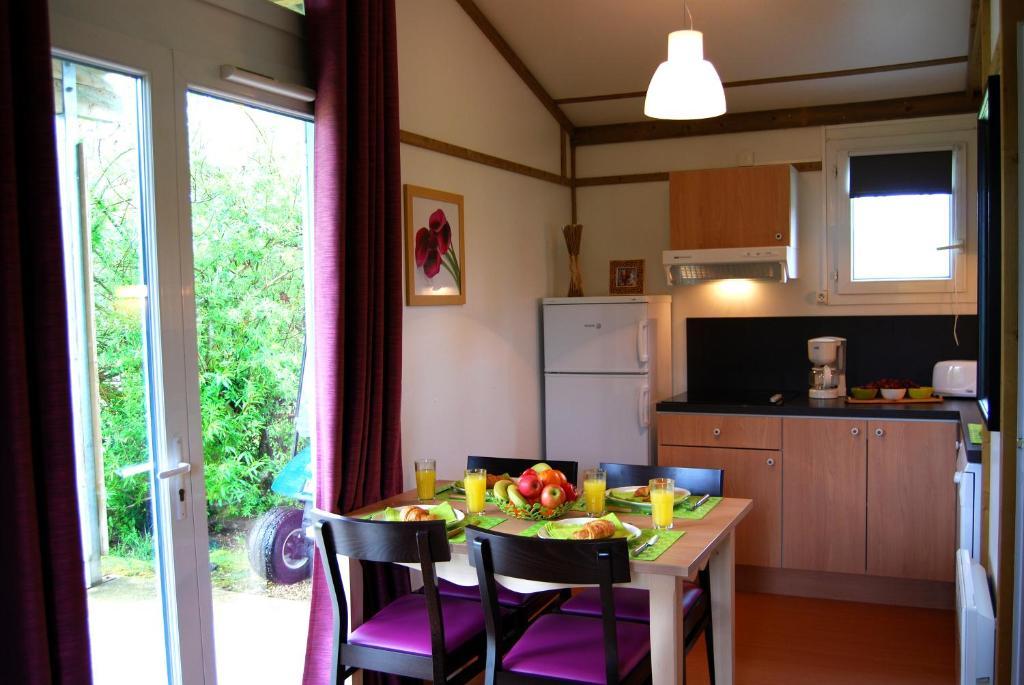 Lagrange Grand Bleu Vacances - Residence Port Lalande Castelmoron-sur-Lot Pokoj fotografie