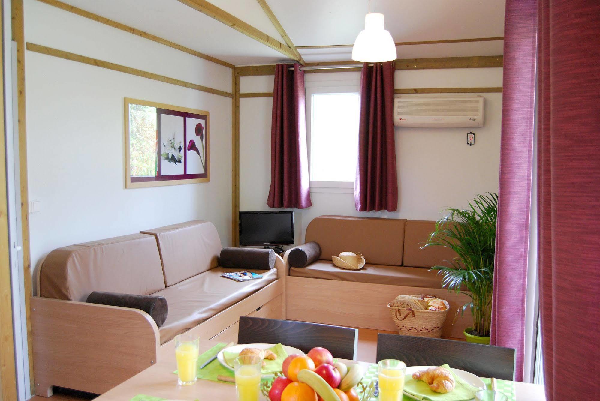 Lagrange Grand Bleu Vacances - Residence Port Lalande Castelmoron-sur-Lot Exteriér fotografie